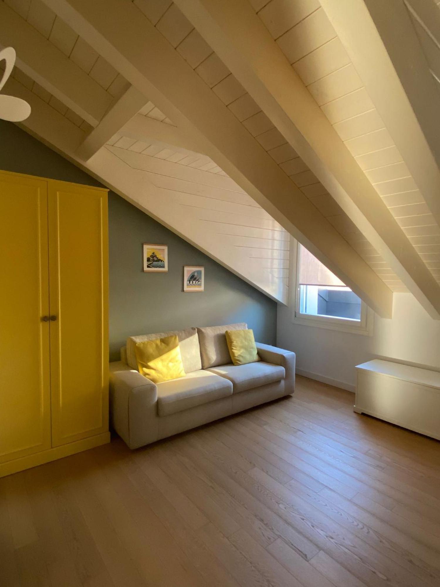 Appartement Attico Con Terrazzo Vicino Al Centro E Metro *