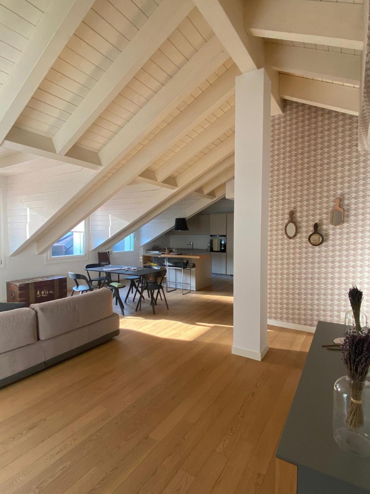 Attico Con Terrazzo Vicino Al Centro E Metro Appartement